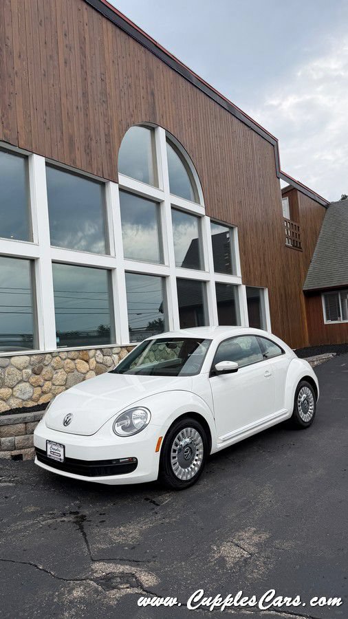 Used 2013 Volkswagen Beetle 2.5 FWD image 24