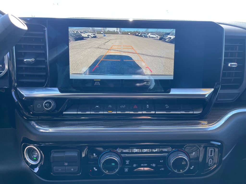 Used 2023 Chevrolet Silverado 1500 RST w/ Z71 Off-Road Package image 9