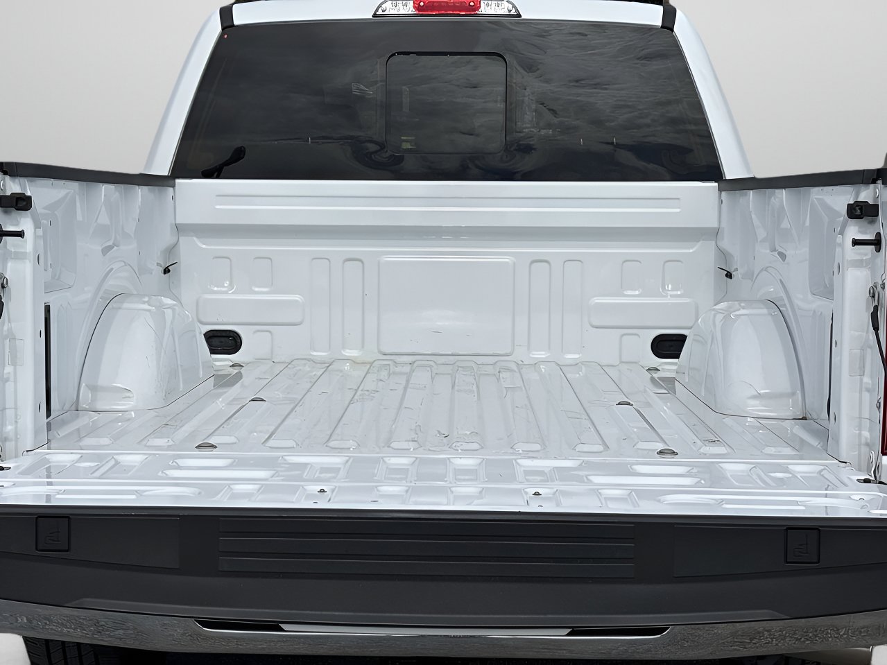 Used 2024 Ford F150 XLT w/ Equipment Group 302A MID image 8