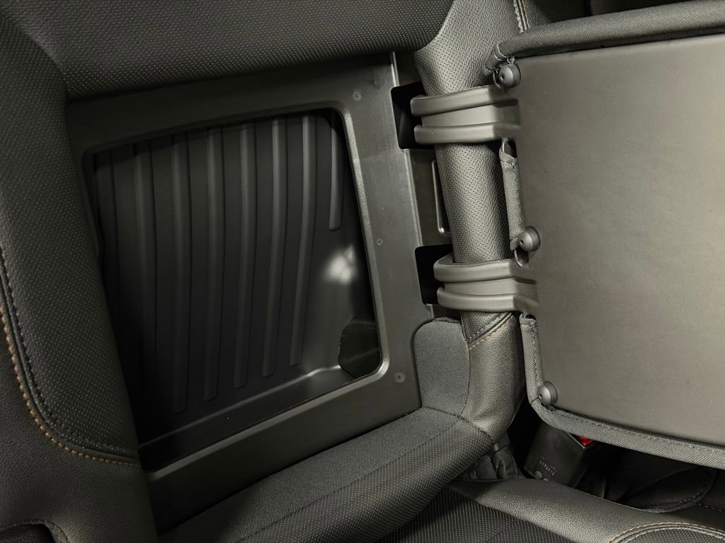 Certified 2023 GMC Sierra 1500 AT4 w/ AT4 Preferred Package image 24