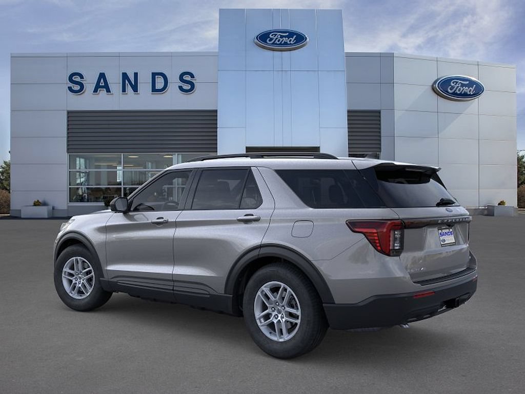 New 2026 Ford Explorer Active AWD/4WD image 4