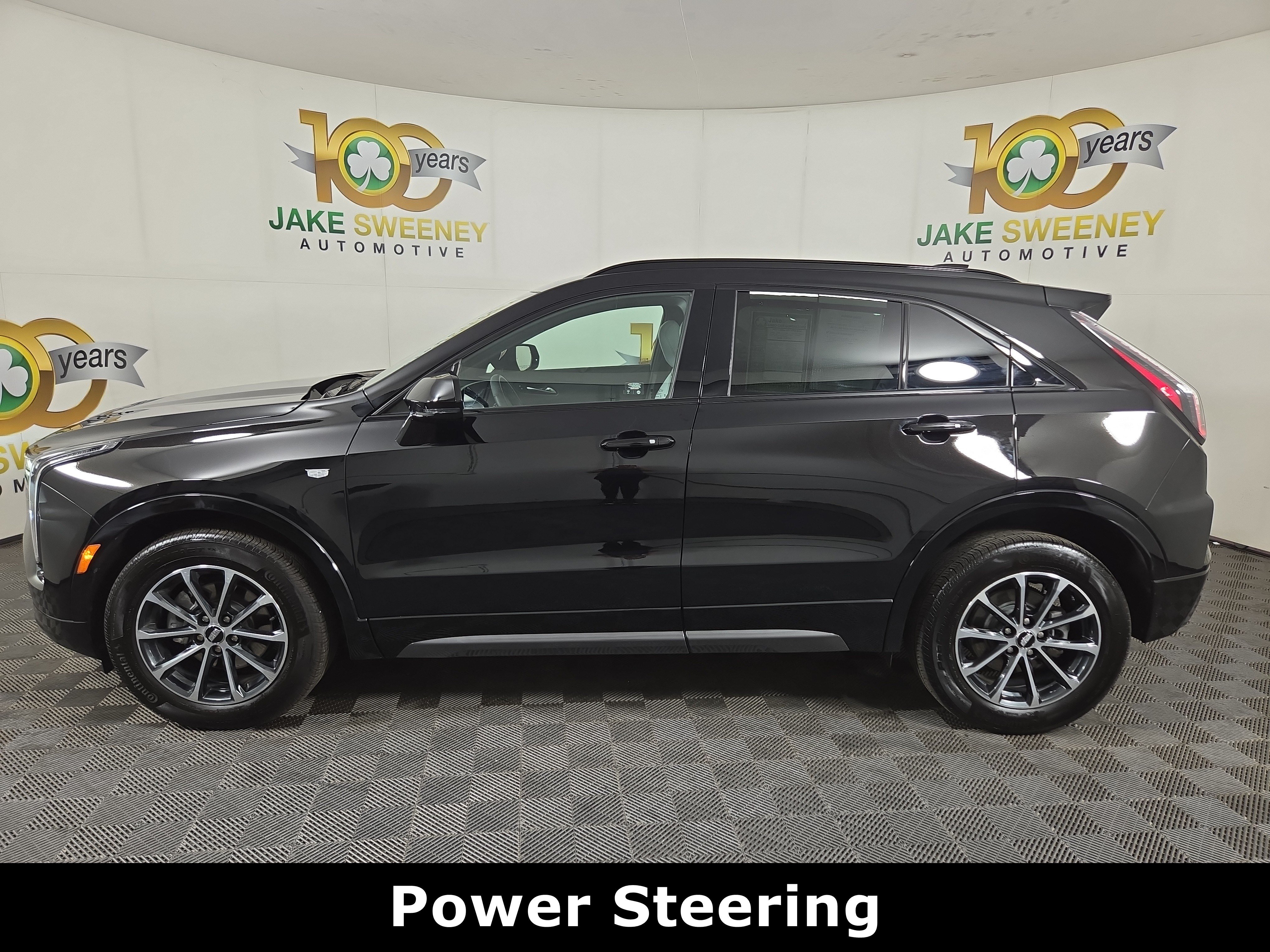 Certified 2024 Cadillac XT4 Sport AWD/4WD image 4