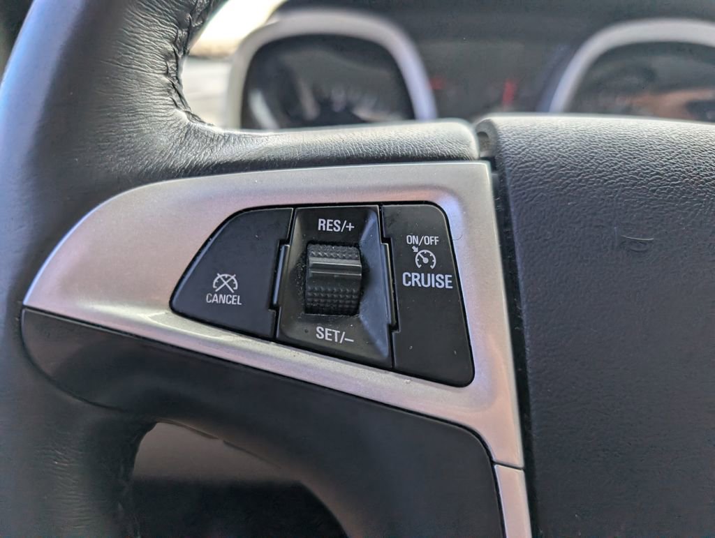 Used 2017 Chevrolet Equinox LT w/ Convenience Package image 12