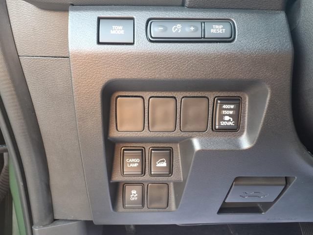 Used 2024 Nissan Frontier SL AWD/4WD image 14