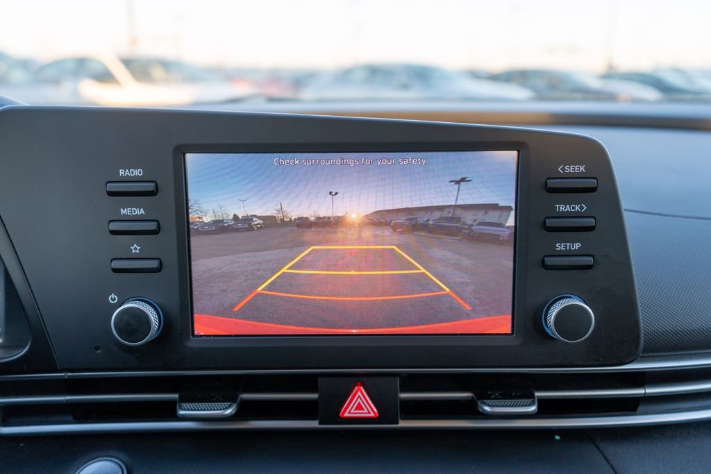 Certified 2023 Hyundai Elantra SEL w/ Preferred Accessory Package image 32