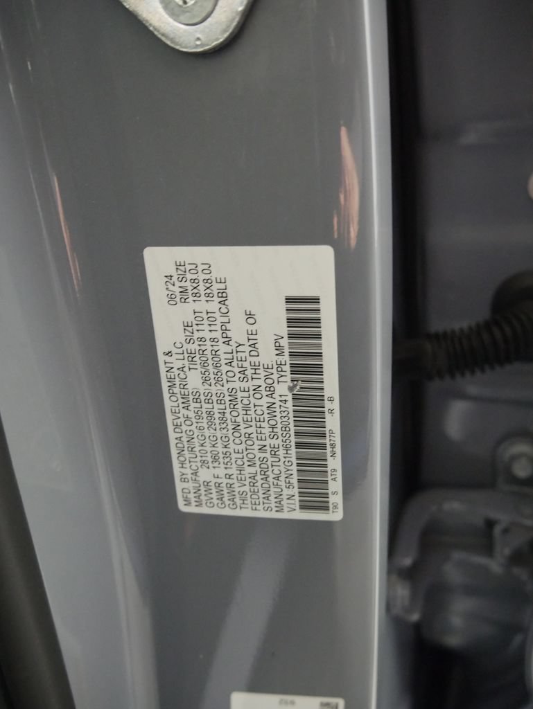 Certified 2025 Honda Pilot TrailSport image 17