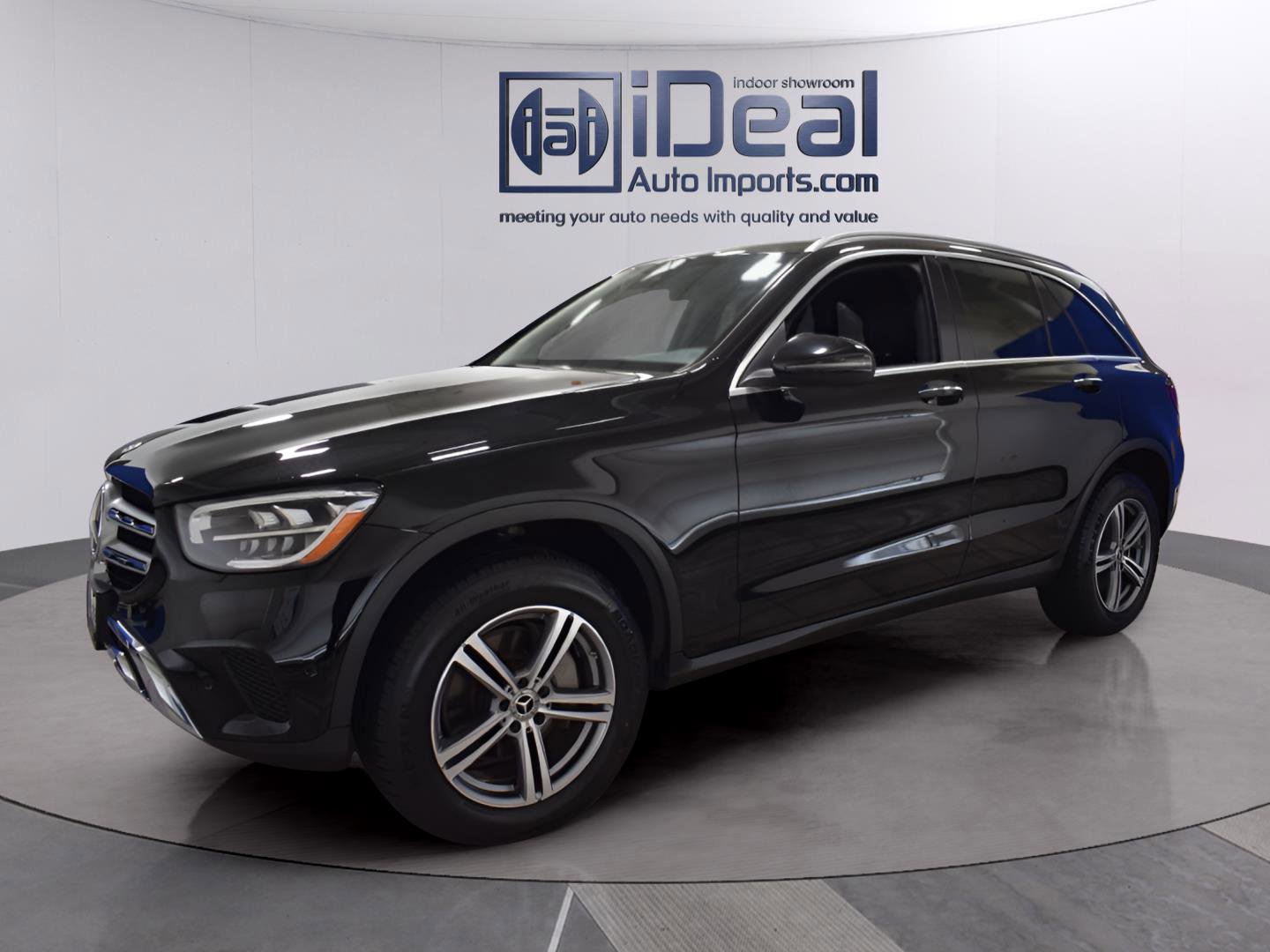 Used 2022 Mercedes-Benz GLC 300 4MATIC image 1