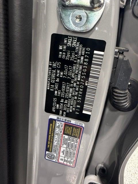 Used 2025 Kia Sorento SX Prestige AWD/4WD image 2