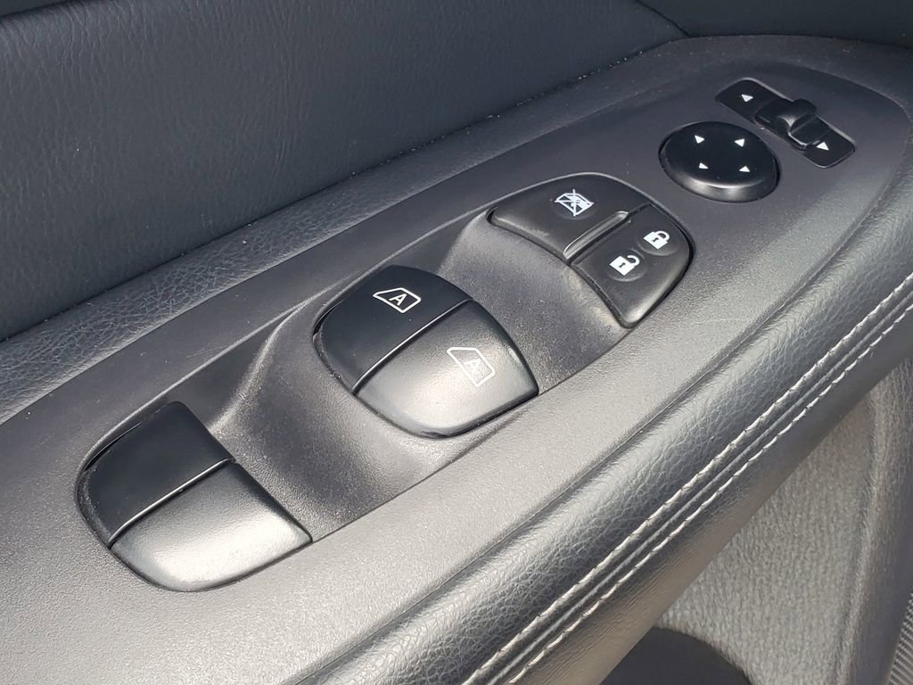 Used 2013 Nissan Pathfinder SL w/ SL Premium Pkg AWD/4WD image 14
