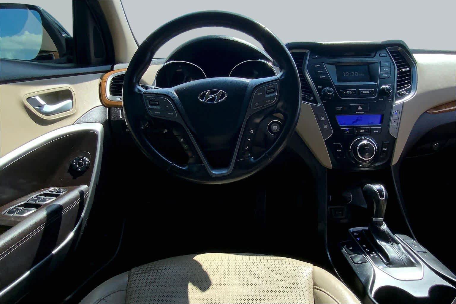 Used 2014 Hyundai Santa Fe Sport w/ Premium Equipment Package 03 FWD image 6