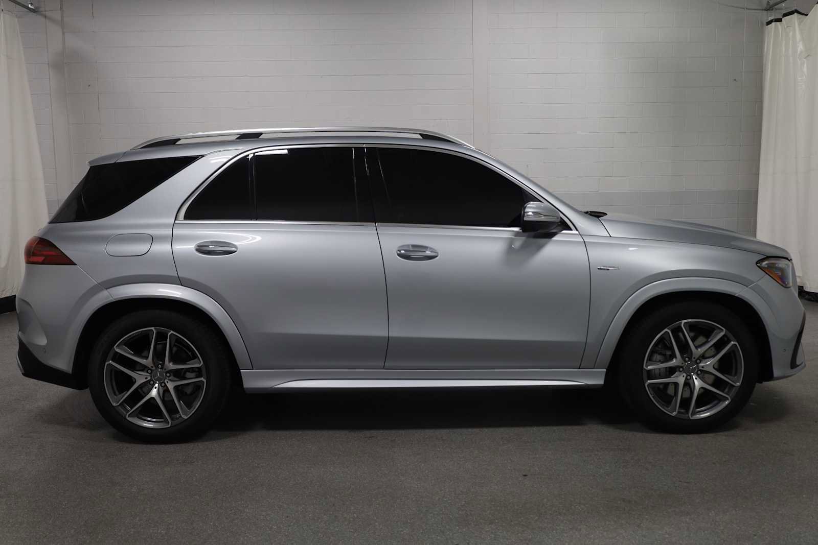 Used 2025 Mercedes-Benz GLE 53 AMG 4MATIC image 10