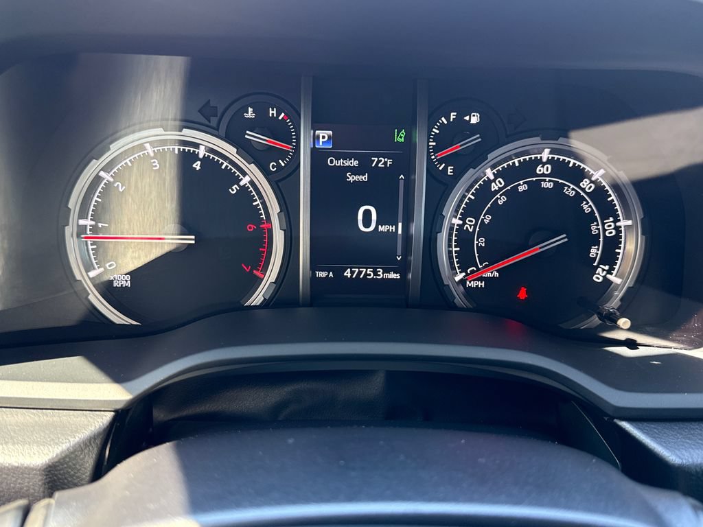 Used 2023 Toyota 4Runner TRD Off-Road Premium AWD/4WD image 17