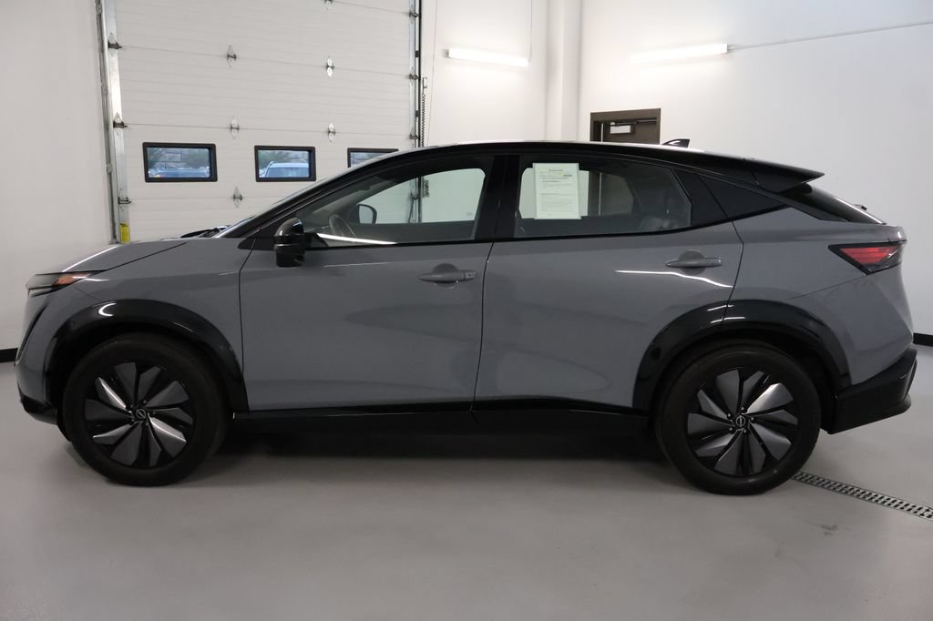 Used 2024 Nissan Ariya AWD image 4