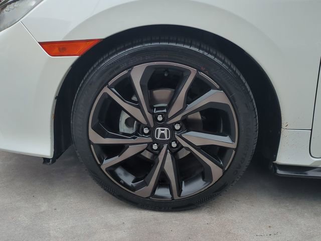 Used 2018 Honda Civic Sport Touring image 10