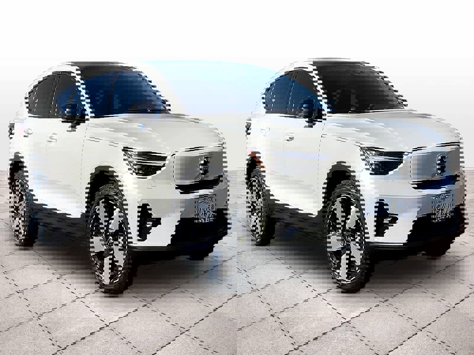 Used 2023 Volvo C40 P8 Recharge Ultimate image 2