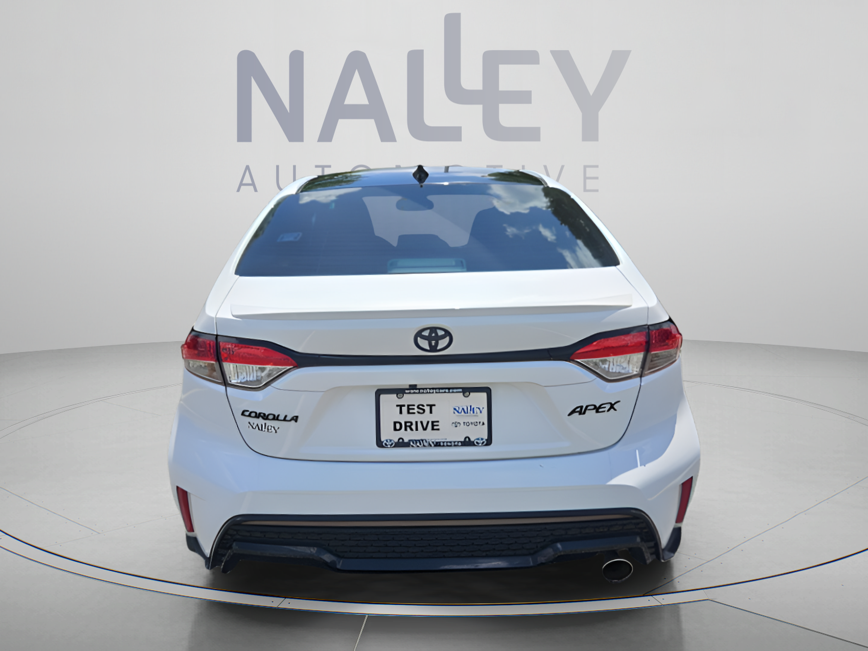Used 2021 Toyota Corolla SE FWD image 4