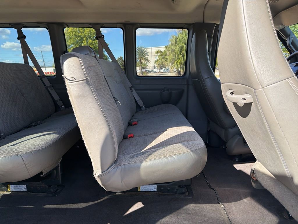 Used 2019 Chevrolet Express 3500 LT w/ LT Preferred Equipment Group RWD image 17