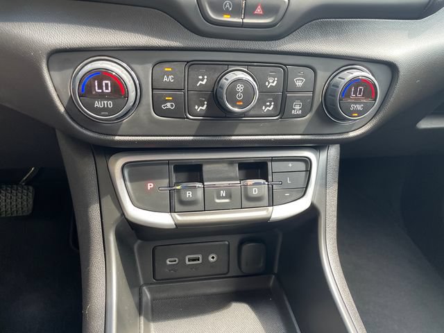 Used 2023 GMC Terrain SLE w/ Driver Convenience Package AWD/4WD image 34