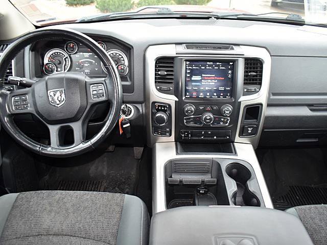 Used 2018 RAM 1500 SLT image 17