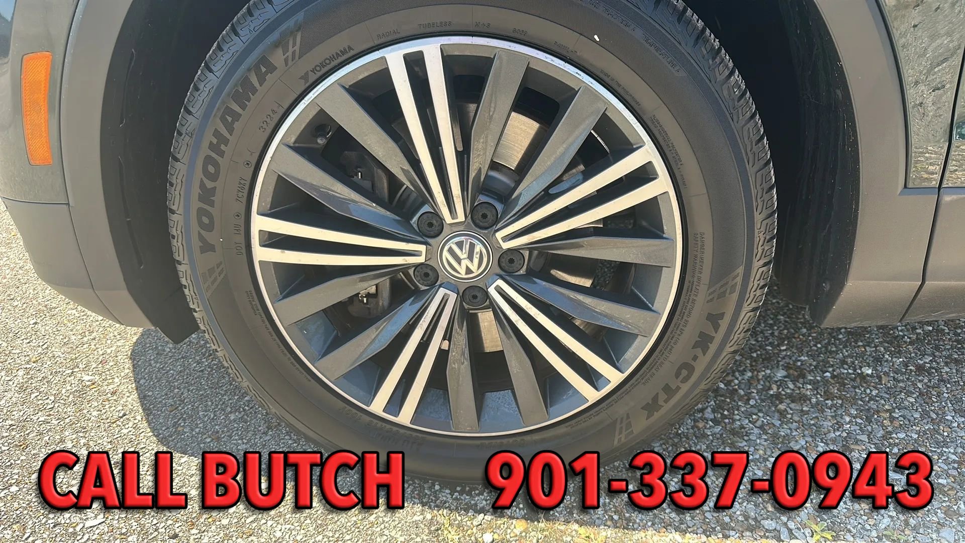 Used 2018 Volkswagen Tiguan SEL FWD image 23