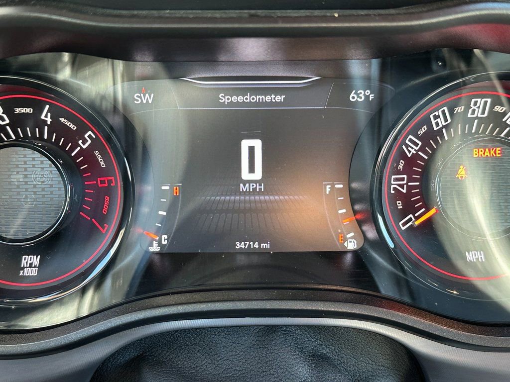 Certified 2022 Dodge Challenger R/T w/ Blacktop Package image 26