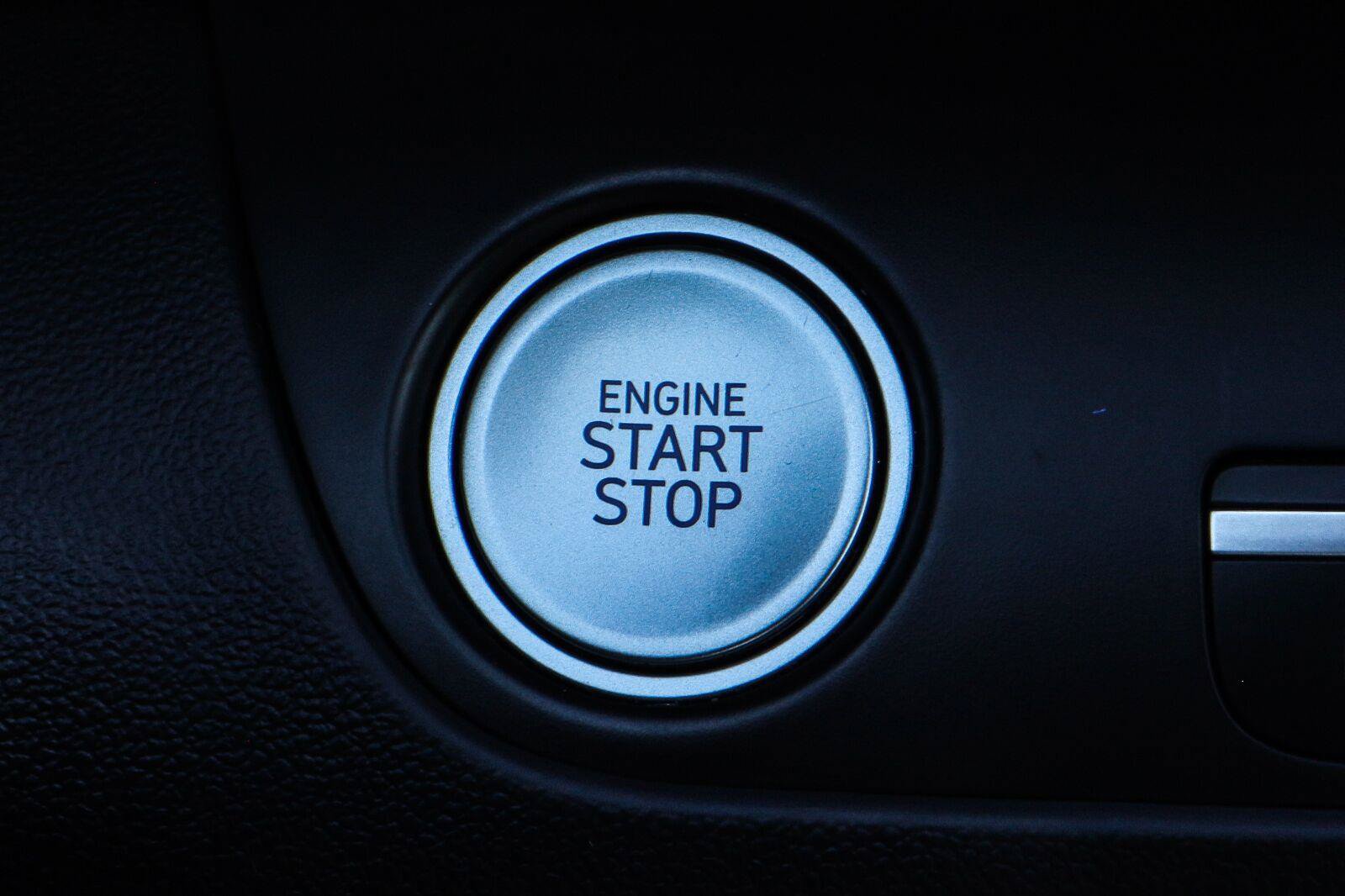 Used 2024 Hyundai Elantra SEL FWD image 13