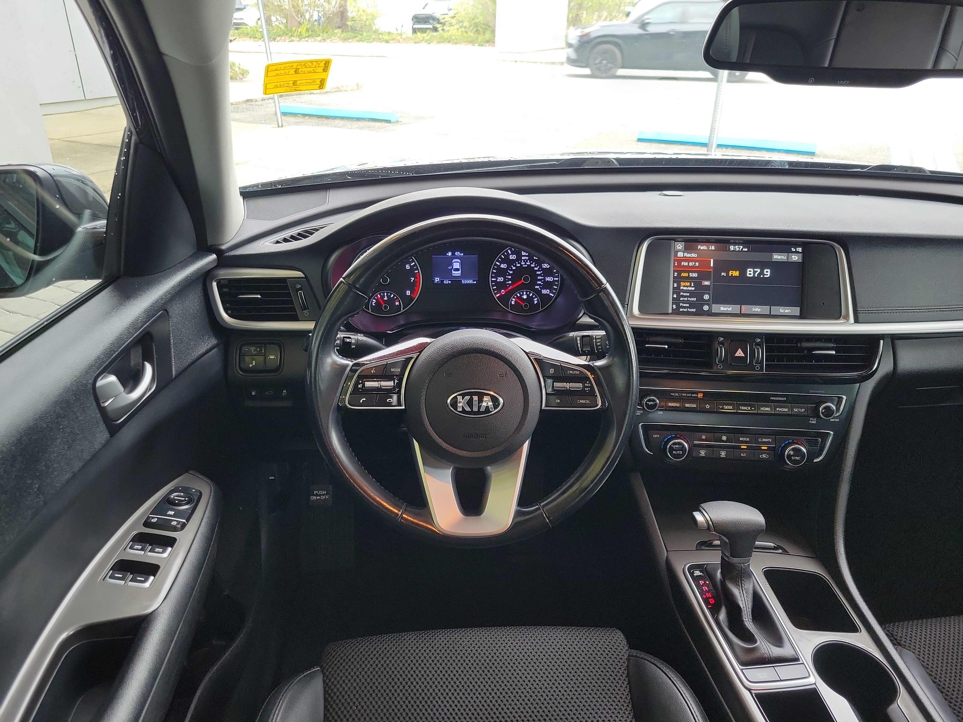 Used 2019 Kia Optima S image 25