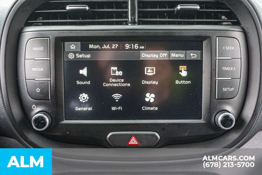 Used 2025 Kia Soul LX w/ LX Technology Package FWD image 34