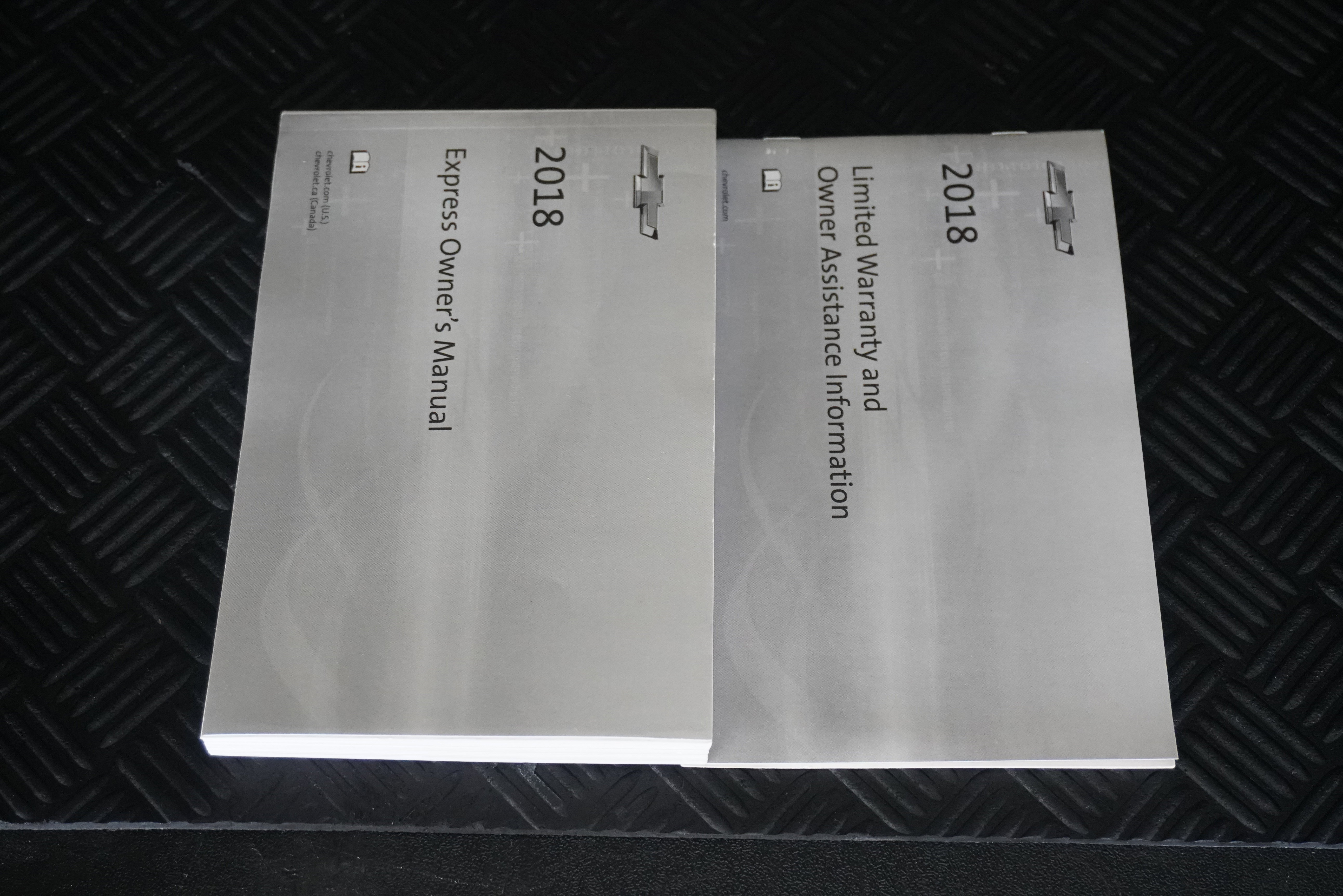 Used 2018 Chevrolet Express 2500 w/ Driver Convenience Package image 16