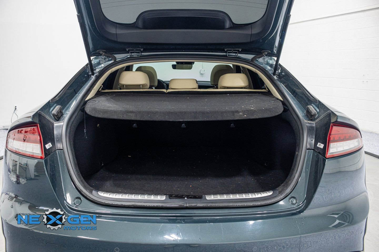 Used 2023 Kia Stinger GT-Line w/ Sun & Sound Package image 40