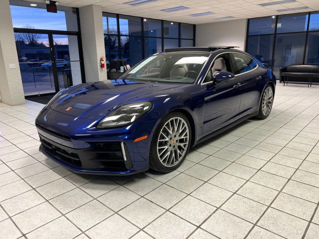 Used 2024 Porsche Panamera 4 image 7