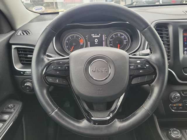 Used 2021 Jeep Cherokee Latitude Plus AWD/4WD image 24
