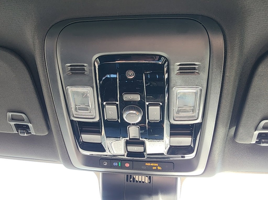 New 2026 GMC Yukon XL Denali w/ Sun & Power Step Package image 42