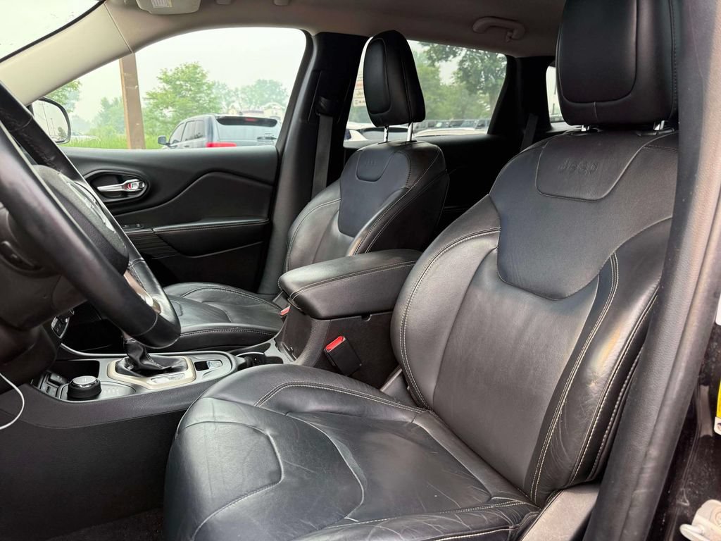 Used 2014 Jeep Cherokee Limited AWD/4WD image 13