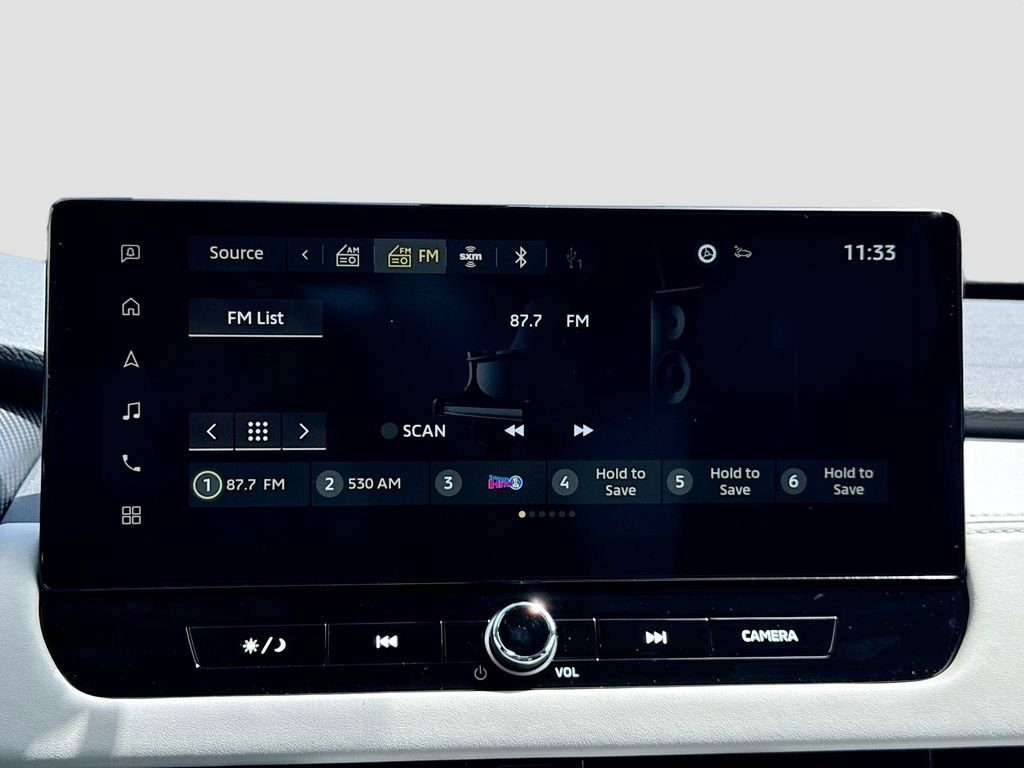 Used 2025 Mitsubishi Outlander SE image 16