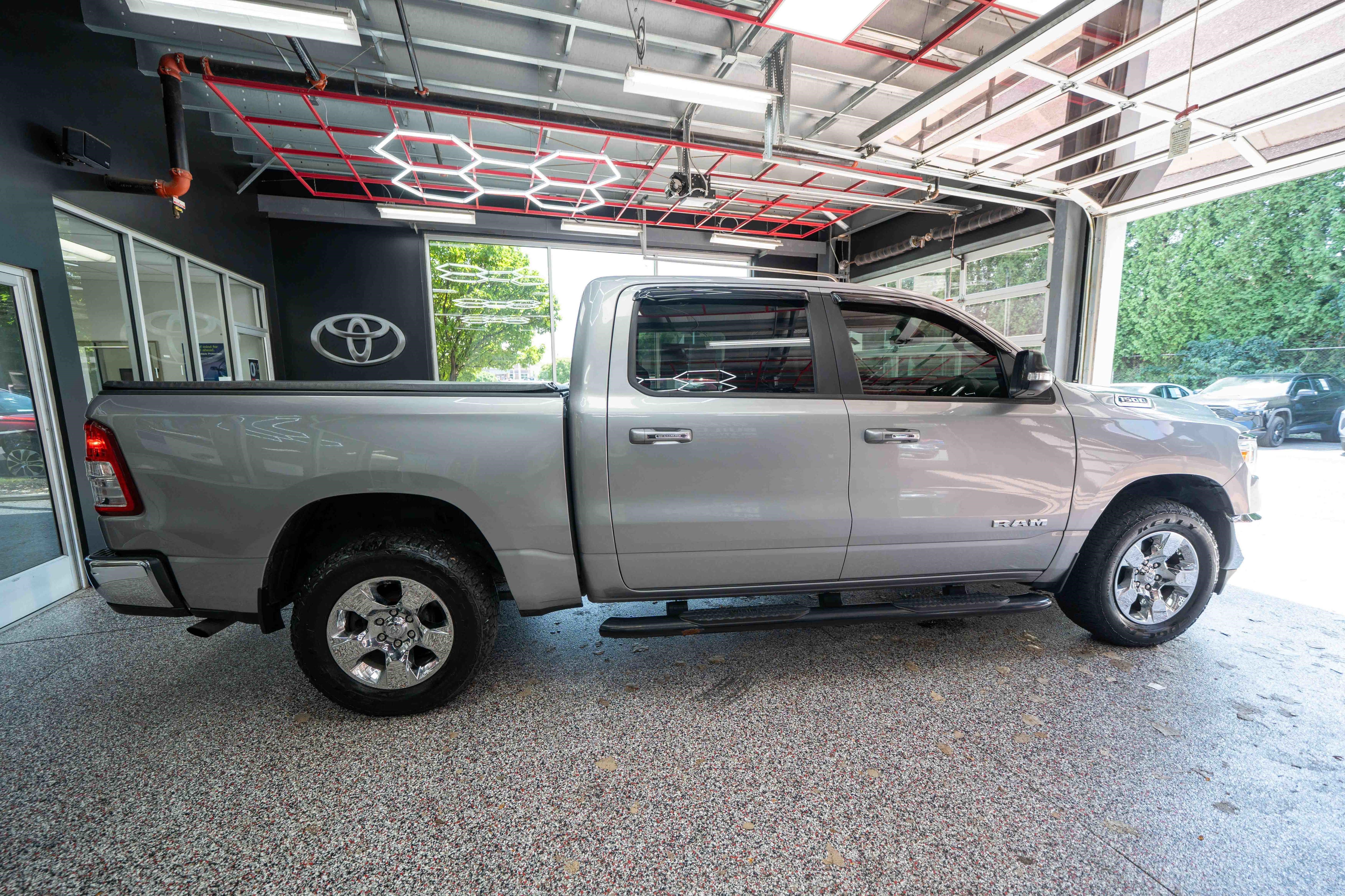 Used 2019 RAM 1500 Big Horn AWD/4WD image 4