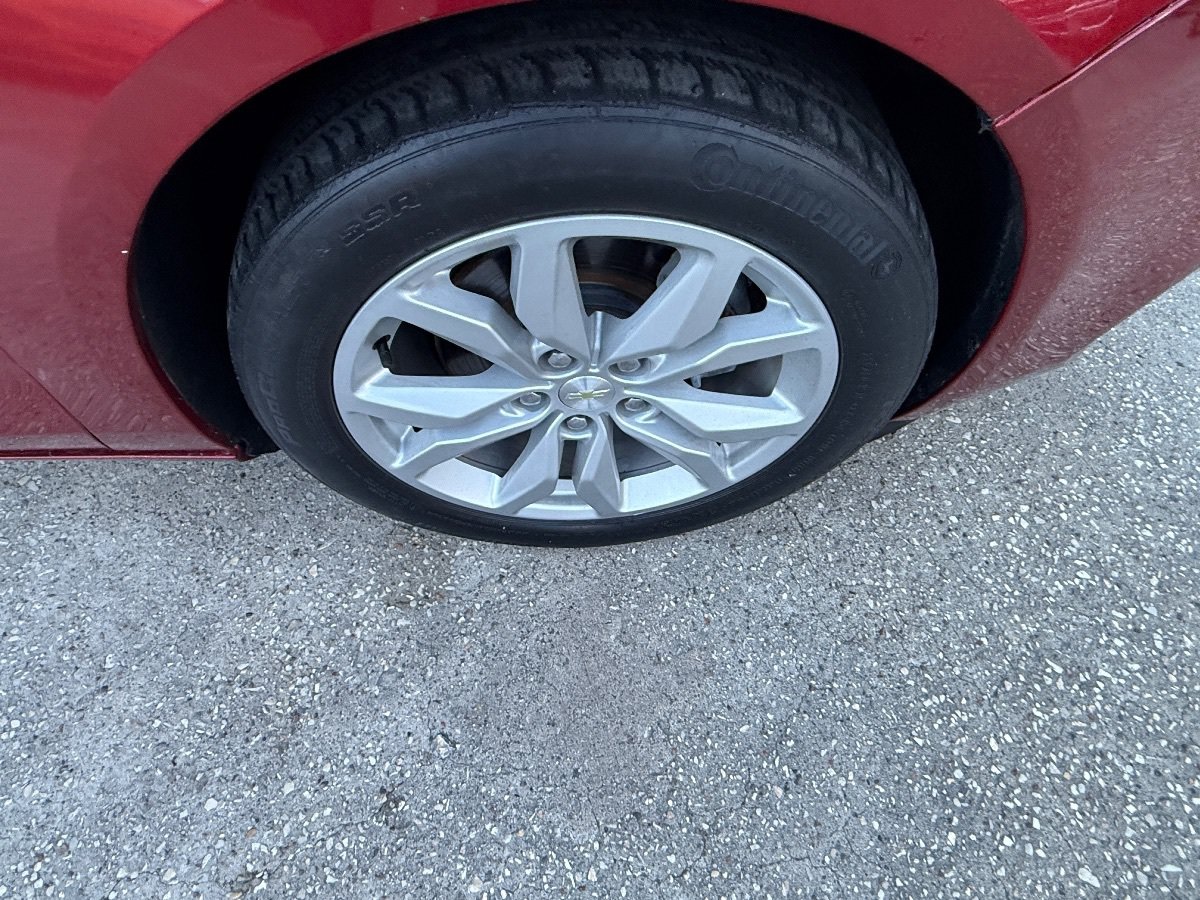 Used 2019 Chevrolet Impala LT FWD image 13