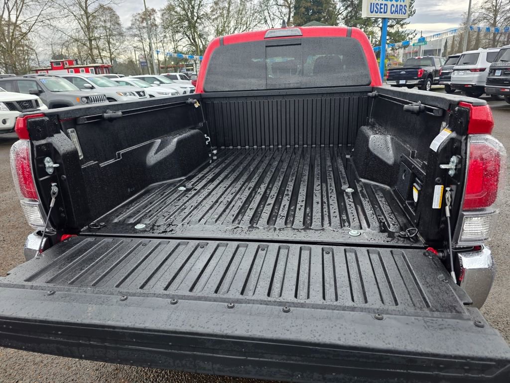 Used 2023 Toyota Tacoma TRD Off-Road image 34