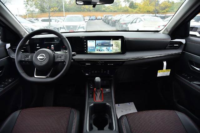 New 2025 Nissan Kicks SR image 8