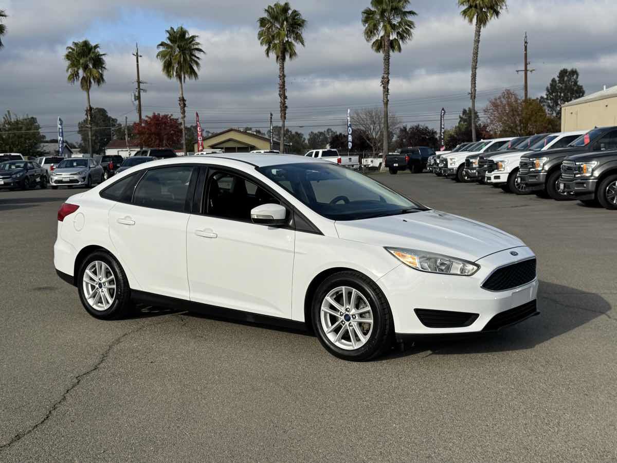 Used 2017 Ford Focus SE image 12
