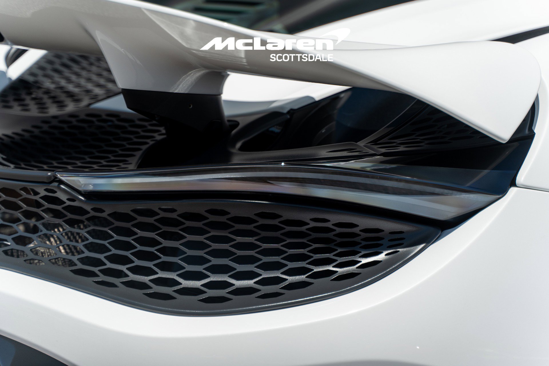 Used 2024 McLaren 750S RWD image 24