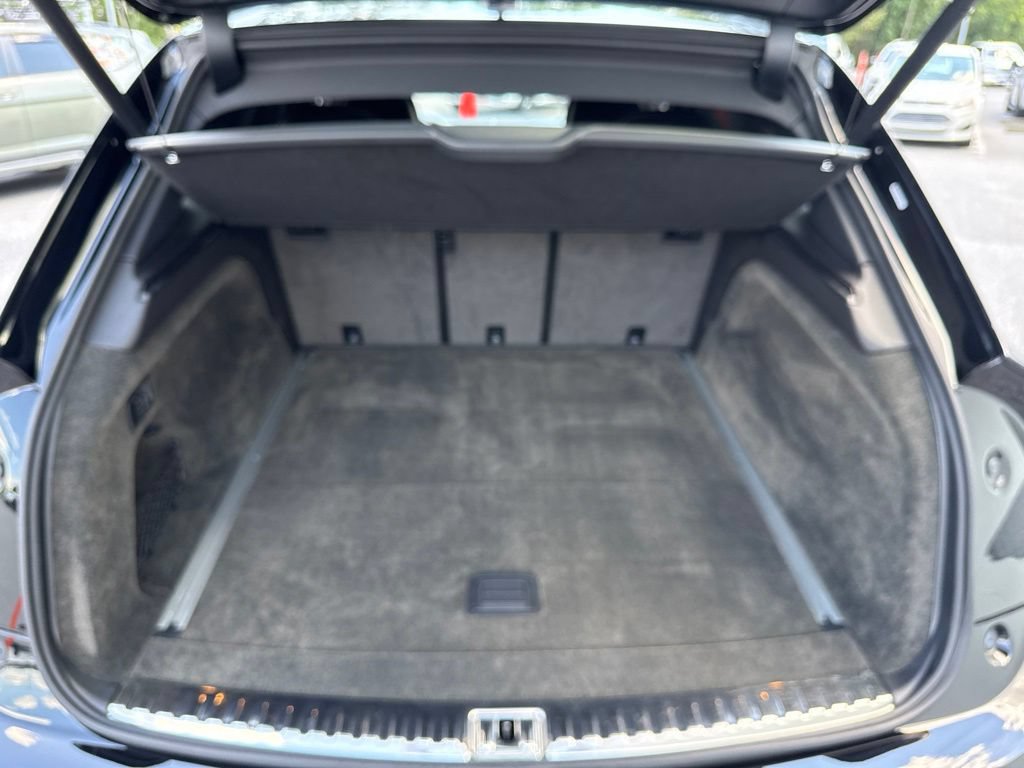 Used 2023 Bentley Bentayga Speed AWD/4WD image 12