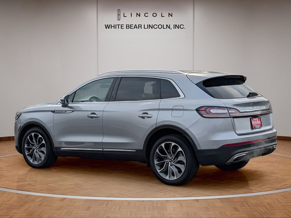 Certified 2023 Lincoln Nautilus Reserve w/ Luxury Package image 7