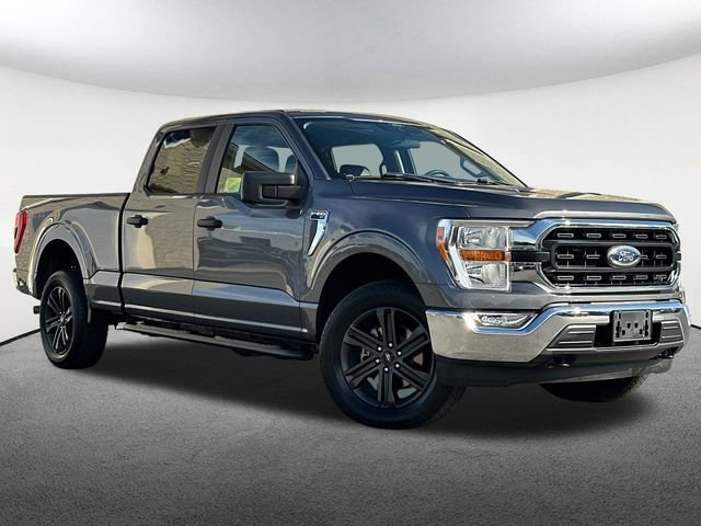 Used 2022 Ford F150 XLT image 2