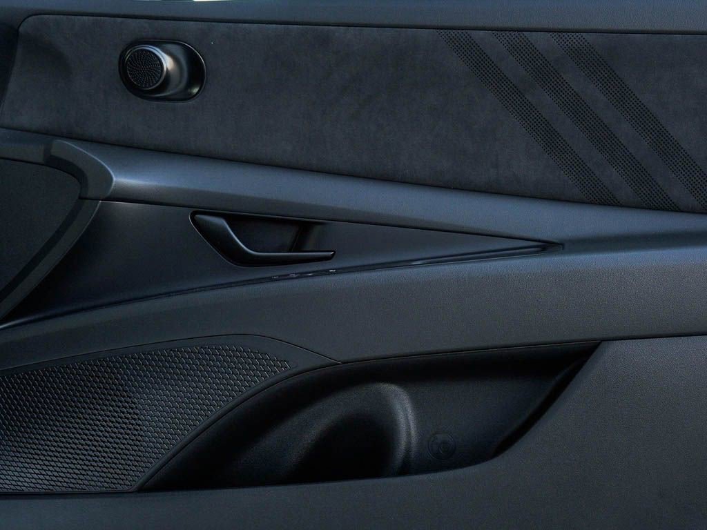 New 2026 Hyundai Elantra N w/ Cargo Package FWD image 8