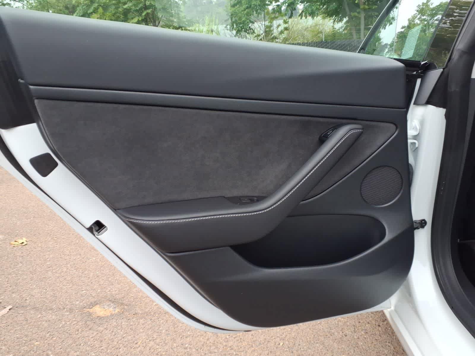 Used 2023 Tesla Model 3 Standard Range RWD image 9