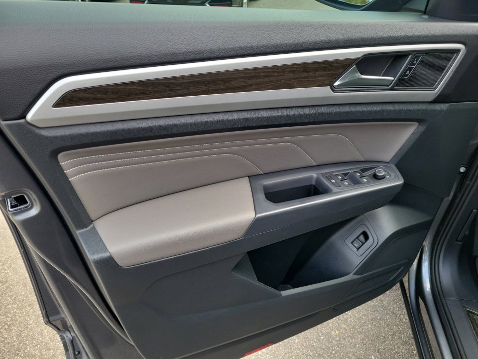 Certified 2021 Volkswagen Atlas SE image 36