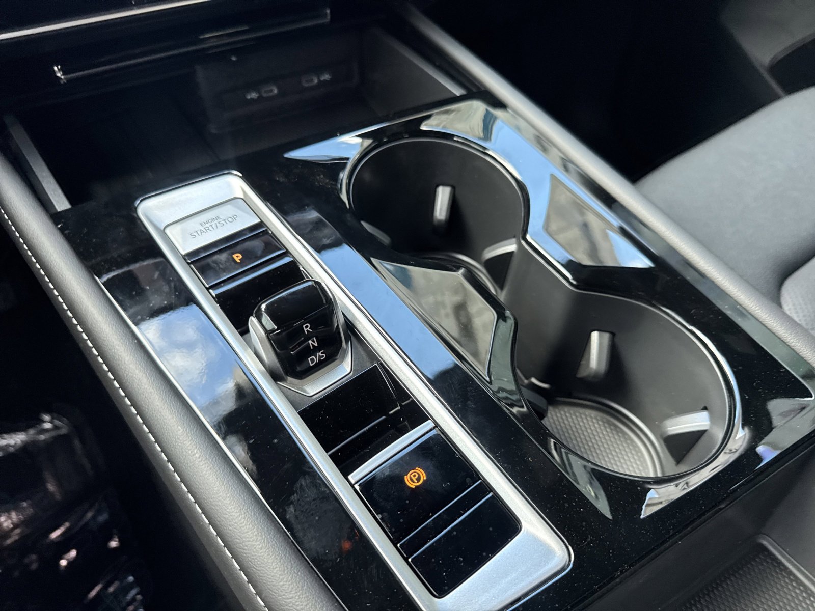 New 2026 Volkswagen Atlas Cross Sport SE image 23