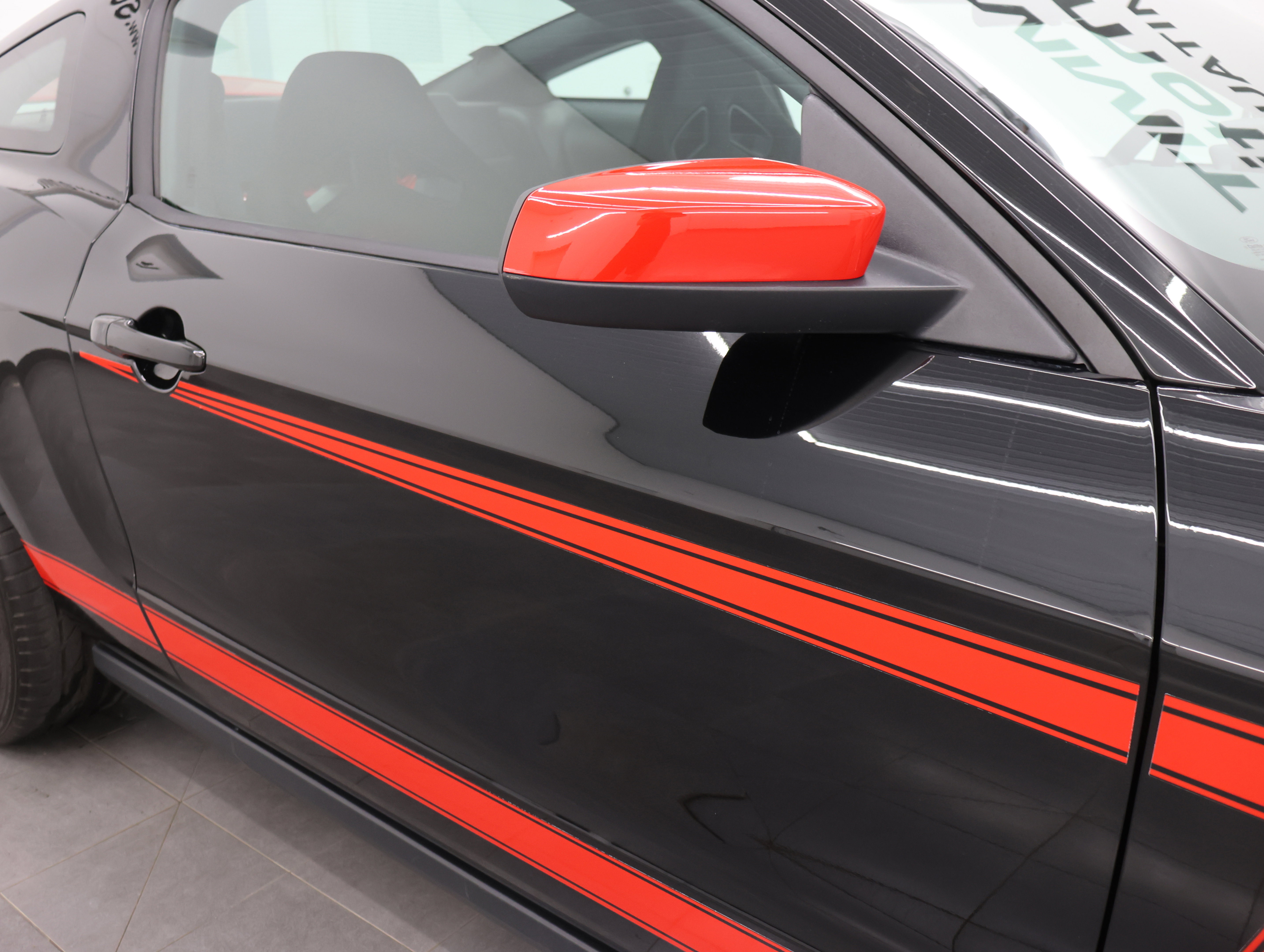 Used 2012 Ford Mustang Boss 302 RWD image 22