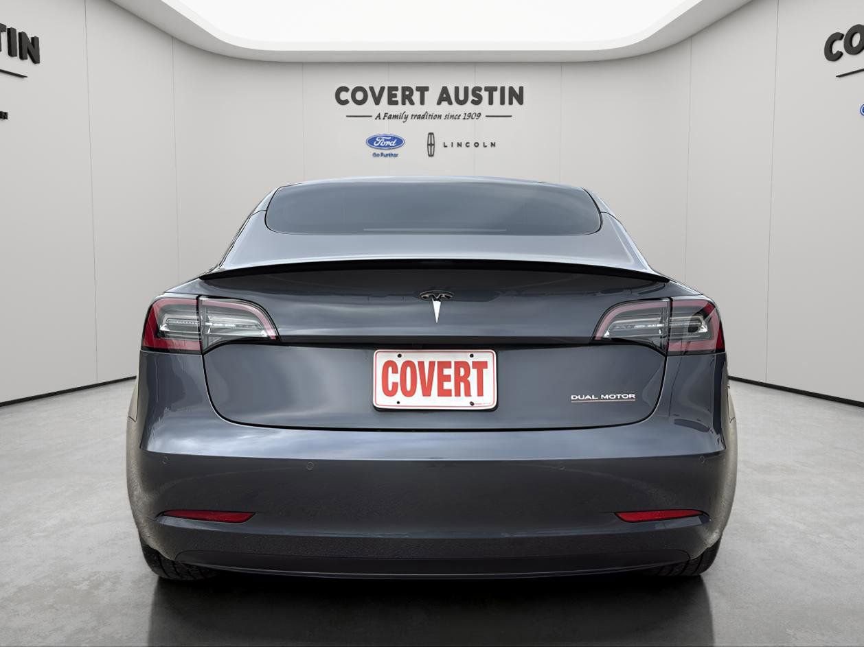 Used 2022 Tesla Model 3 Performance image 4